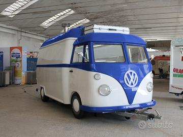 Foodtruck Vintage con allestimento personalizzato