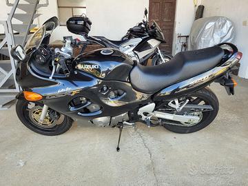 Moto Suzuki  GSX-F 750