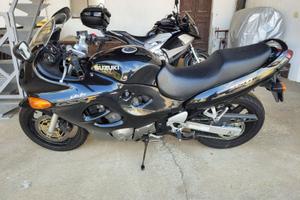 Moto Suzuki  GSX-F 750