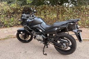 Suzuki DL  V STROM 650 cc