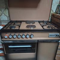 Cucina a gas ariston