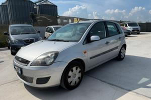 Ford Fiesta 1.2 16V 5p. Ghia 2006