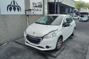 PEUGEOT 208 1.4 B 2014 8F02  PER RICAMBI