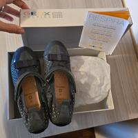 Scarpe ballerine Geox n.32 Nuove