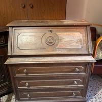 cassettone vintage da restaurare