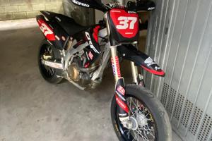 CRF 450 solo pista
