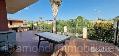 Appartanvilla 60mq con terrazza a Fondachello