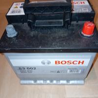 Batteria per auto Bosch 45 Ah 12 V nuova