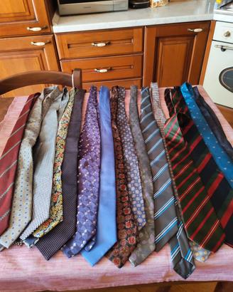 cravatte collezzione 16 pezzi