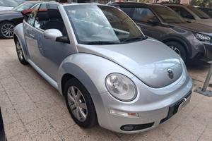 Volkswagen New Beetle Cabriolet - 1.4-16V Highline