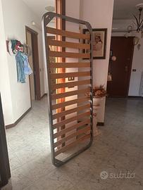 Reti singole a doghe in legno