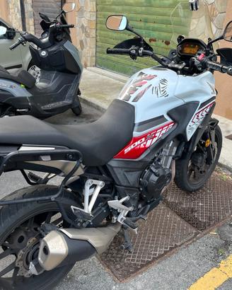 HONDA CB 500 X - 2017 - Bianca accessoriata