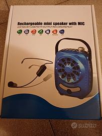 Mini speaker con microfono 