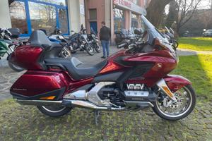 Honda GL 1800 Gold Wing TOUR MANUALE