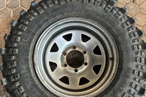 Gomme silverstone 33-9.50 r16+ cerchi et -20