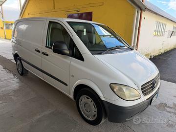 Mercedes Vito 111 CDI con clima - 2008