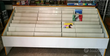 Arredamento per edicola