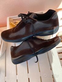 Prada scarpe .