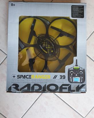 Drone Space Ranger 39 Radiofly con telecomando