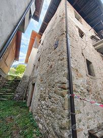 FRIULI VENEZIA GIULIA - rustico da ristrutturare