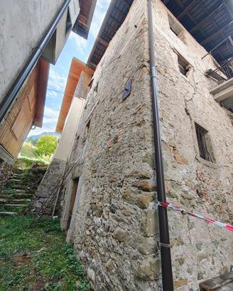FRIULI VENEZIA GIULIA - rustico da ristrutturare