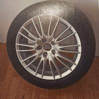 gomma con cerchione in lega Alfa Romeo 159