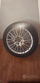 gomma con cerchione in lega Alfa Romeo 159