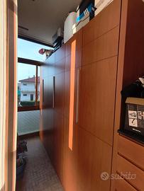 armadio a 6 ante