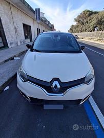 Auto renault captur