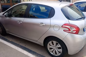 Peugeot 208 1.4 diesel 68 Cv