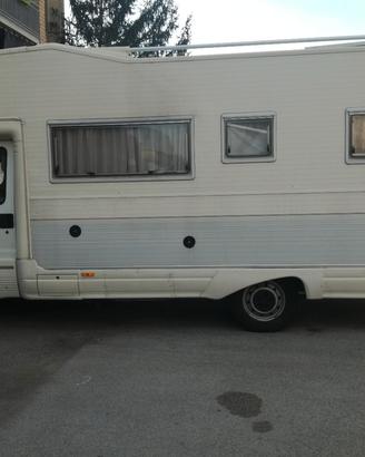 camper mansardato 