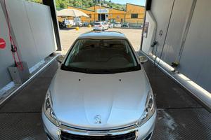 Peugeot 208 GPL
