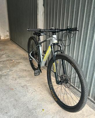 Bici Orbea Alma M51 carbonio Taglia M, pari al nuo
