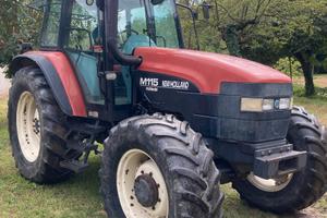 Trattore New Holland M115 DT