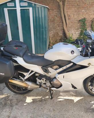 vfr 800 F 2014