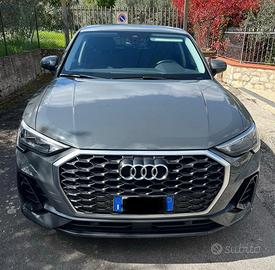 Audi Q3 SPB 35 2.0 business plus S-tronic