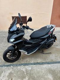 Aprilia SR Gt 125