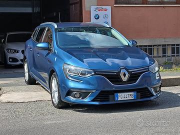 RENAULT Mégane Sporter dCi 8V 110CV EDC Ener.Zen