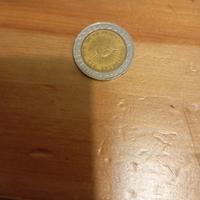 un peso argentino 