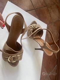 Sandalo tacco alto Guess
