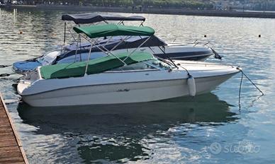 Motoscafo Sea Ray 200