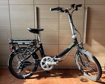 Bici pieghevole pedalata assistita