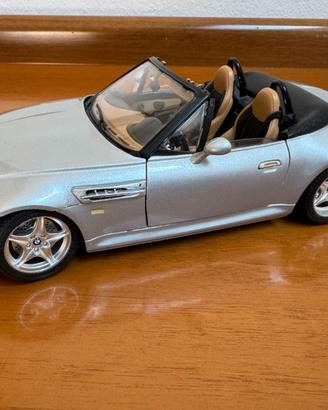 BMW M Roadster (Z3) 1996 - Bburago 1/18