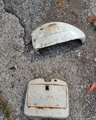 Vari ricambi per  vespa px e special