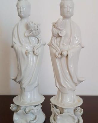 Coppia statuette Guanyin in porcellana bianca