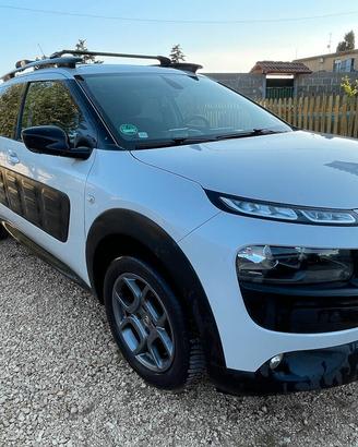 citroen c4 cactus tetto panoramico x neopatentati
