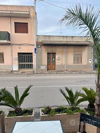 Talsano V.Europa P.T.indipendente da ristrutturare