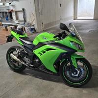 Kawasaki ninja 300