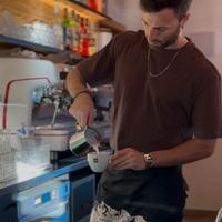 Barista / bartender