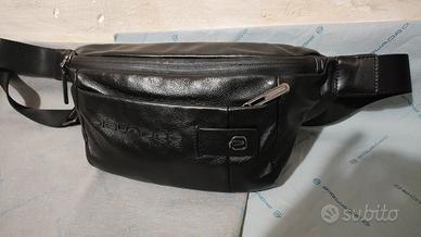Marsupio Piquadro nero in pelle 